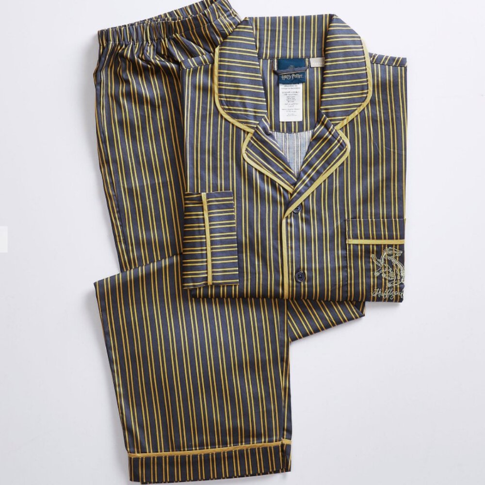 Harry Potter™ Hufflepuff™ House Pajama Set